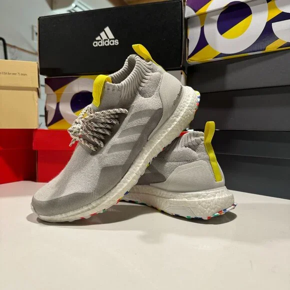 adidas gazelle silver green womens adidas Ultra Boost Mid Multi-Color Grey – Court Order main image 1